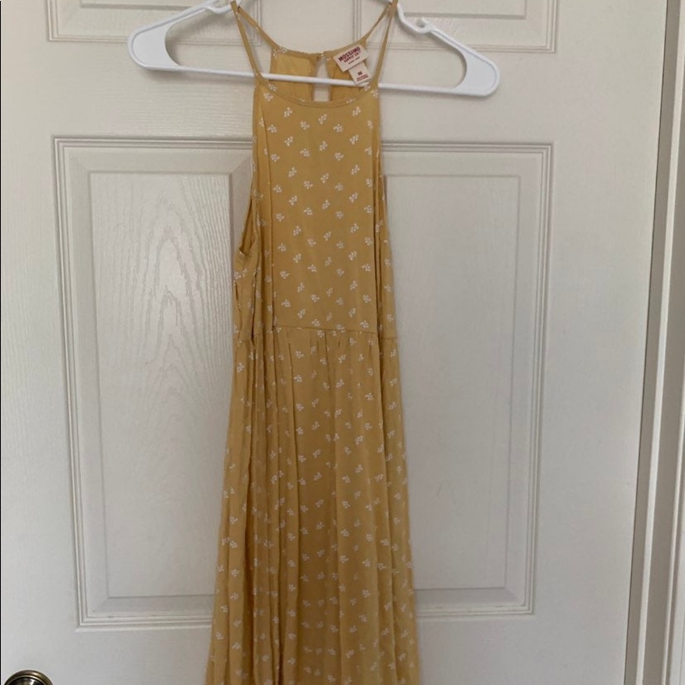 Yellow sundress